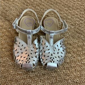 Stride Rite Lola Girls Metallic Silver Sandals